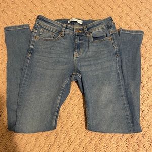 Zara Mid Rise Light Wash Denim Jeans